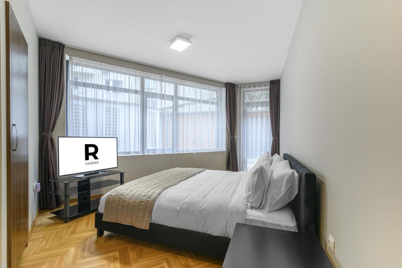R Varna Exterior foto