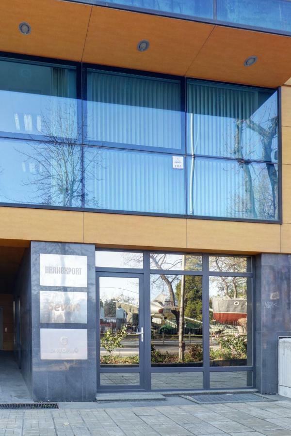 R Varna Exterior foto